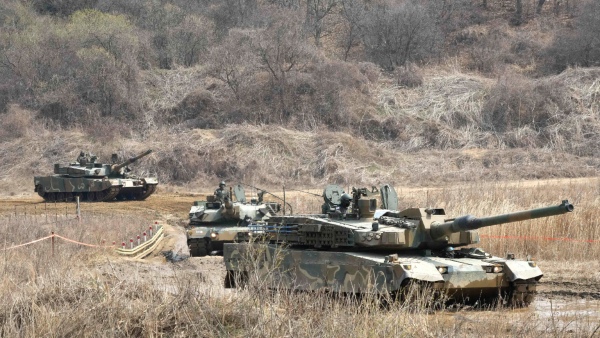 South Korea warns North Korea over nuclear weapons