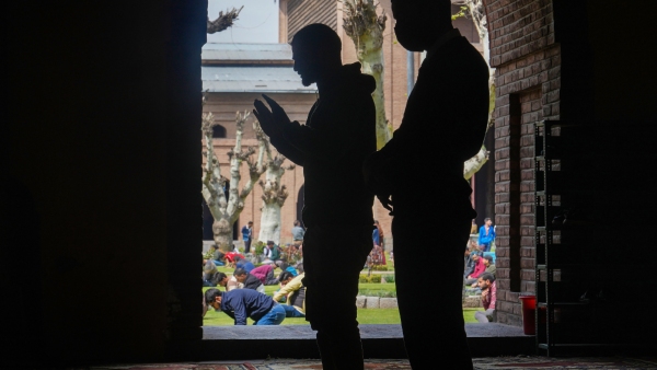 supreme-court-decided-to-examine-a-pil