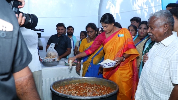 YS Jagan Mohan Reddys sister YS Sharmila will join Andhra Pradesh Congress soon- Know when?