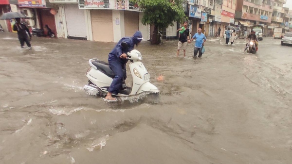 Torrential rains in Junagadh