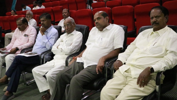 12-jds-mlas-said-to-be-eyeing-congress