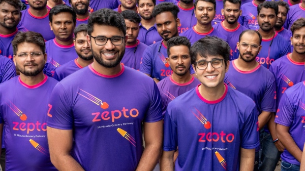 11,556 crore after leaving college in America by the age of 21. A young man who built a company
