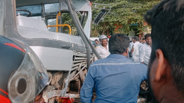 Kanakapura: Horrible accident between KSRTC bus and car, 6 death