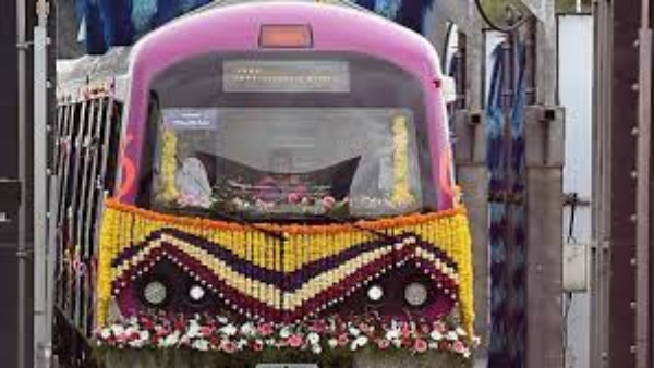 bengaluru-namma-metro-commuters