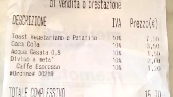 Italy: 182 rupees to cut a sandwich in half- Tourist shocked to find the bill! Italy: 182 rupees to cut a sandwich in half- Tourist shocked to find the bill!