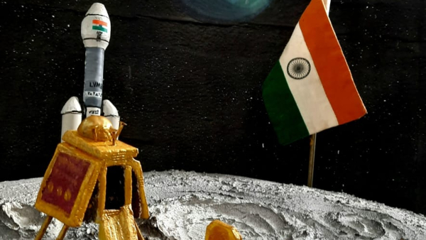 Chandrayaan 3: Special Pooja by Students at Ganesh temple for success of Chandrayaan 3 Chandrayaan 3: Special Pooja by Students at Ganesh temple for success of Chandrayaan 3