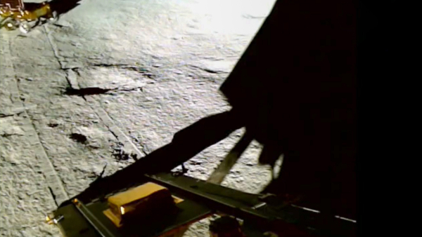 Chandrayaan 3s Initial Discovery: Revealing the Moon Soils Temperature