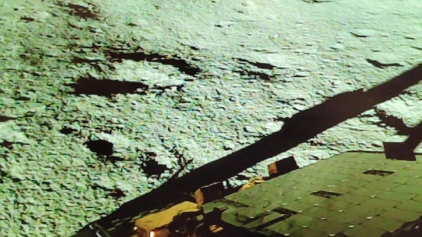 ಚಂದ್ರಯಾನ-3: ಲ್ಯಾಂಡಿಂಗ್ ಬಳಿಕ ಸೆರೆಯಾದ ಮೊದಲ ಚಿತ್ರ