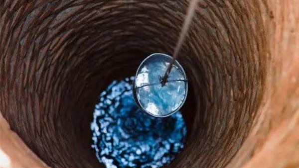 Lack Of Rain: Chikkaballapur People Suffering For Clean Drinking Water
