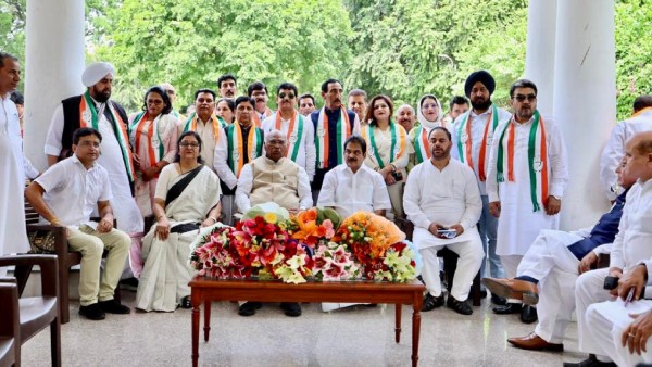 Many leaders of Jammu and Kashmir joined the Congress