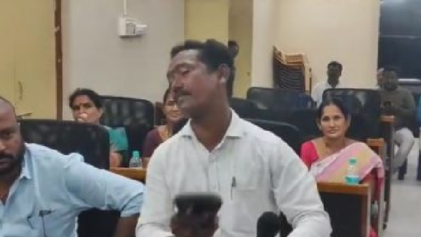 councilor-slapped-with-slippers