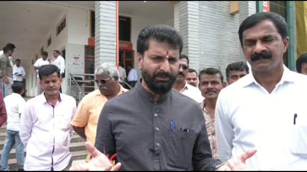 ct-ravi-reaction-on-congress-tweet