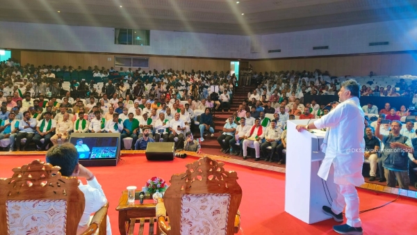 Like Karnataka, DK Shivakumars strategy to win Telangana is high command