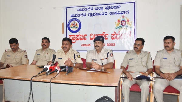 Davangere Police Handed Over The Rs 1.68 Crore Worth Of Things To Owners