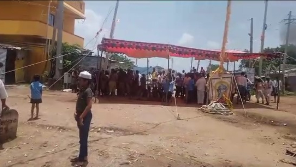 Dharwad Halakusugal Village Deprived Of Infrastructure