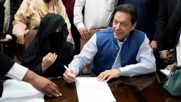 Islamabad High Court Suspends the 3-Year Jail Sentence of Imran Khan Islamabad High Court Suspends the 3-Year Jail Sentence of Imran Khan