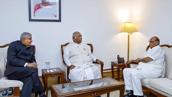 Cant direct PM to be in House on Manipur: Vice President 