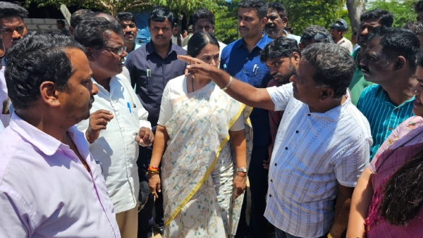 lakshmi-hebbalkar-help-to-victims