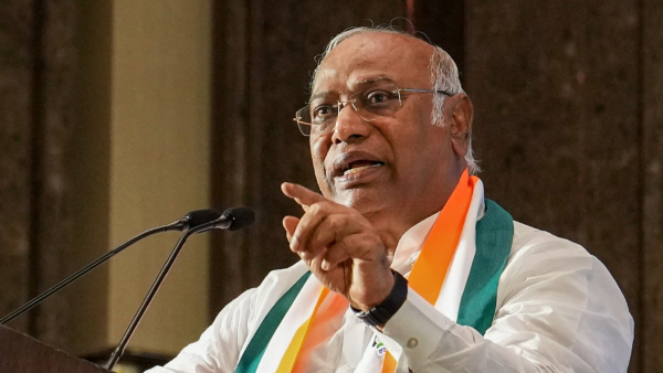 Mallikarjun Kharge Promises Caste Census If Congress Wins MP Election Mallikarjun Kharge Promises Caste Census If Congress Wins MP Election