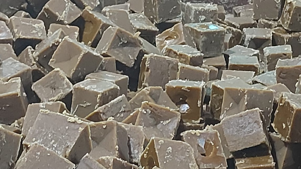 organic-jaggery-making