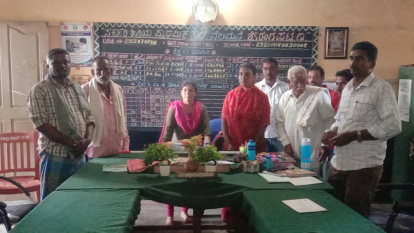 Srirangapatna Taluk Government School Teacher Not Attended School From Last 9 Years 