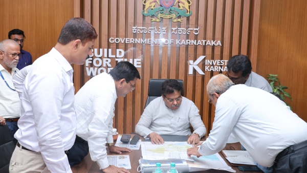 Govt Provide 135 Ltr. Everyday To Babaleshwar-Tikota Of Vijayapura Every Resident MB Patil Govt Provide 135 Ltr. Everyday To Babaleshwar-Tikota Of Vijayapura Every Resident MB Patil