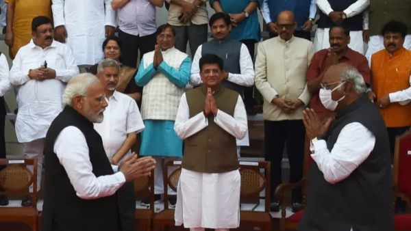 India TV Opinion Poll, Lok Sabha Election 2024: BJP Led NDA Alliance Will Get Clear Majority India TV Opinion Poll, Lok Sabha Election 2024: BJP Led NDA Alliance Will Get Clear Majority