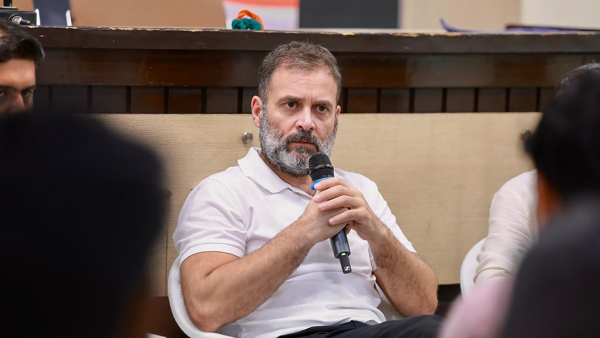 modi-surname-case-supreme-court-stays-rahul-gandh modi-surname-case-supreme-court-stays-rahul-gandh