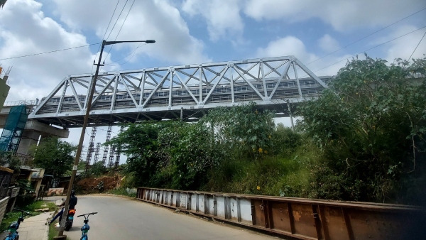 Byappanahalli- KR Pura Metro: BMRCL Conduct Load Testing of Open Web Girder at Benniganahalli