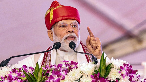 PM Modi lashed out at Karnataka Congress governments guarantees