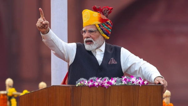 Loksabha Elections 2024: Survey Reflects Sustained Popularity for Modi, 52% Favor Third Term
