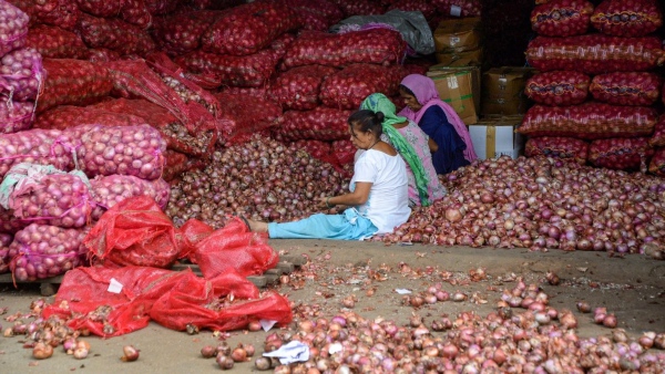  Maharashtra: Onion Farmers Protest Against Central 40% Export Duty In Nashik