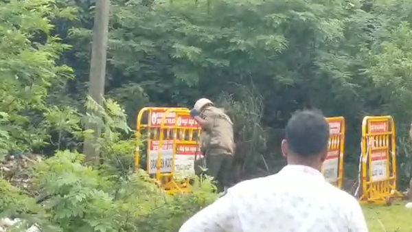 Wild boar killed by Bomb Blast in Karwar, Bomb disposal squad arrival from Mangaluru