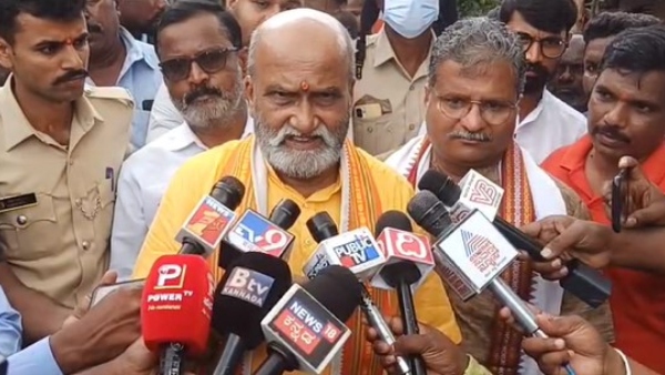 Pramod Muthalik Reaction About death Due To Consumption Of Contaminated Water 