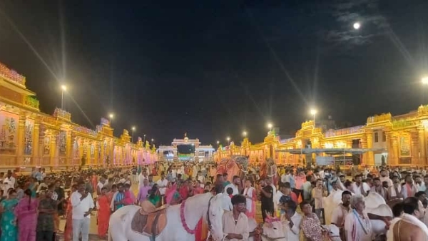 Mantralaya Mutt: Raghavendra Swamy 352 Aradhana Mahotsava