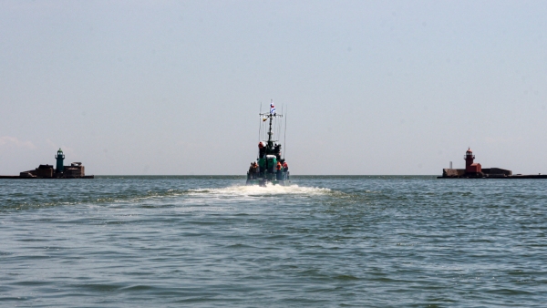 Russia said they have been destroyed 4 Ukrainian military boat in black sea 