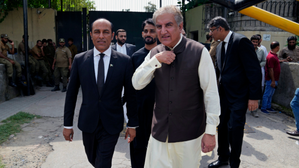Imran Khan party leader Shah Mahmood Qureshi arrested