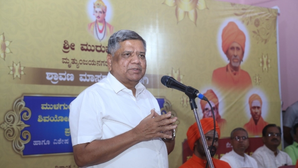 Karnataka Congress MLC Jagadish Shettar approached dozens of former BJP MLAs & Lingayat leaders