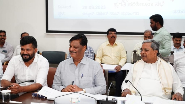 siddaramaiah-lashes-out-at-officials