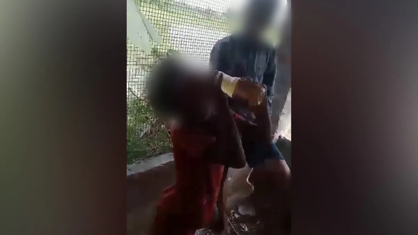 UP: Theft Suspect- Drink Urine, Torture Boys With Chillies!