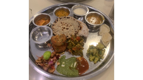 Tomato Price: 28% increase in veg thali price - big trouble for vegetarians in India