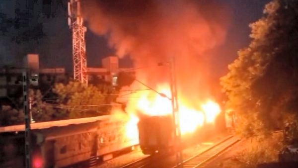 Fire On Madurai Train Tour Operator Booked For Carriage Of Gas Cylinder 
