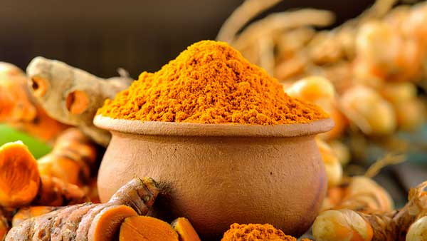 Vastu tricks with turmeric to attract wealth in kannada