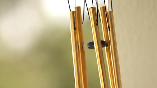 Vastu tips how many rods should be in a wind chime and where to hang in kannada