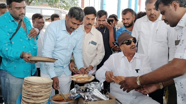 vatal-nagaraj-protest-in-majestic