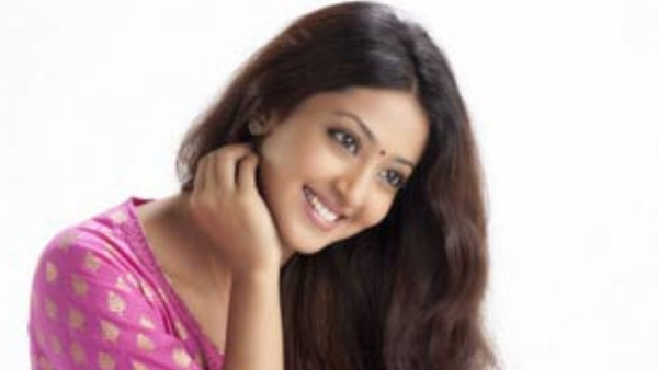 actress-aindrita-ray-complained-to-modi