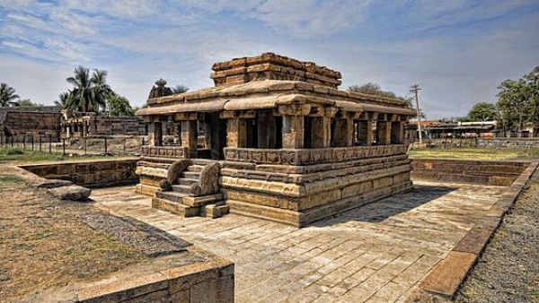 Information in Kannada about must-see tourist spots in Bagalkote district