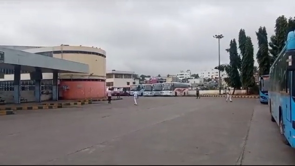 Cauvery Dispute: Two bandhs in a week to cost Karnataka Rs 4,000 crore Cauvery Dispute: Two bandhs in a week to cost Karnataka Rs 4,000 crore