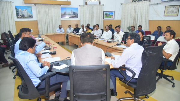 bbmp-instructed-to-clear-silt-of-lakes-encroachment