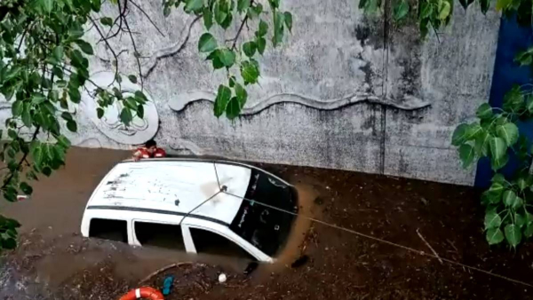 Despite Of Rain, Roof Top Work Not Completed In Several Underpasses In Bengaluru